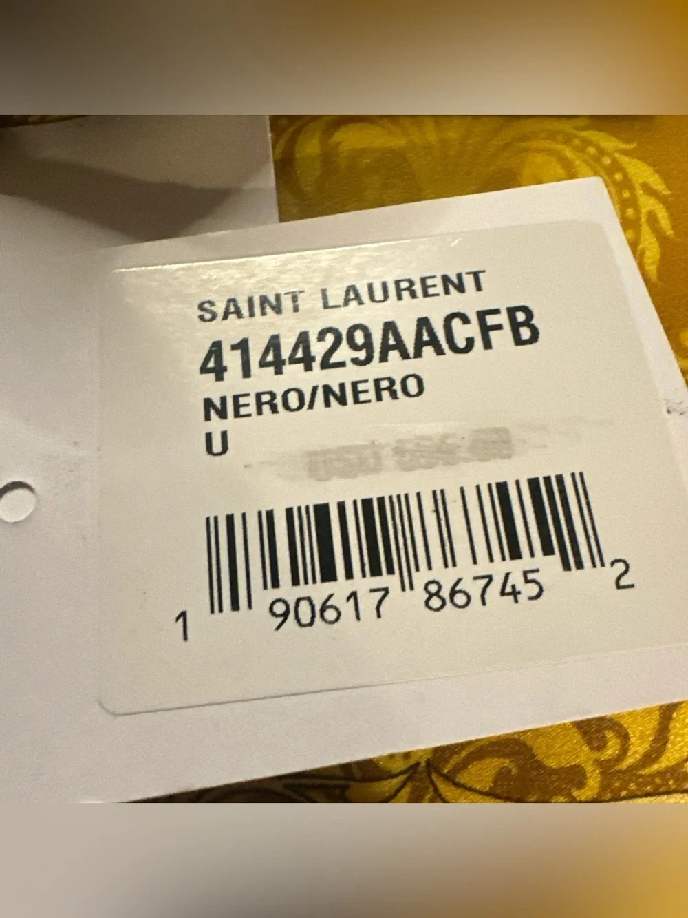 Yves Saint Laurent Cassandra Wallet Patent Calfskin with Silver YSL Emblem - Picture 9 of 15
